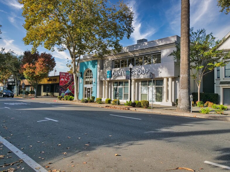 2619 J St, Sacramento, CA à vendre - Photo de l’immeuble – Image 2 sur 8