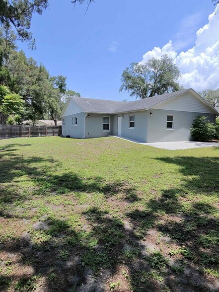 132 E Citrus St, Altamonte Springs, FL à vendre - Photo de l’immeuble – Image 2 sur 6