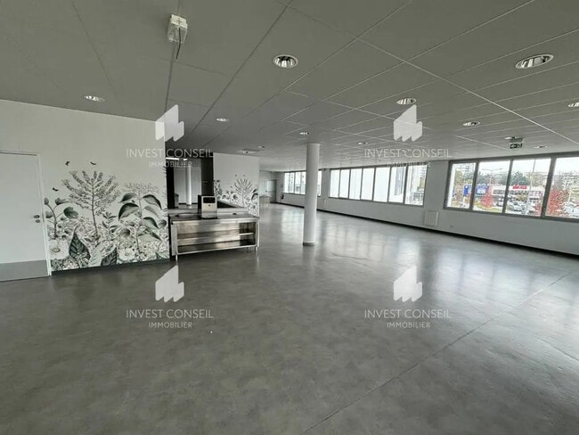 Plus de détails pour 4 Rue Henri De Toulouse Lautrec, Garges-lès-Gonesse - Local commercial à vendre
