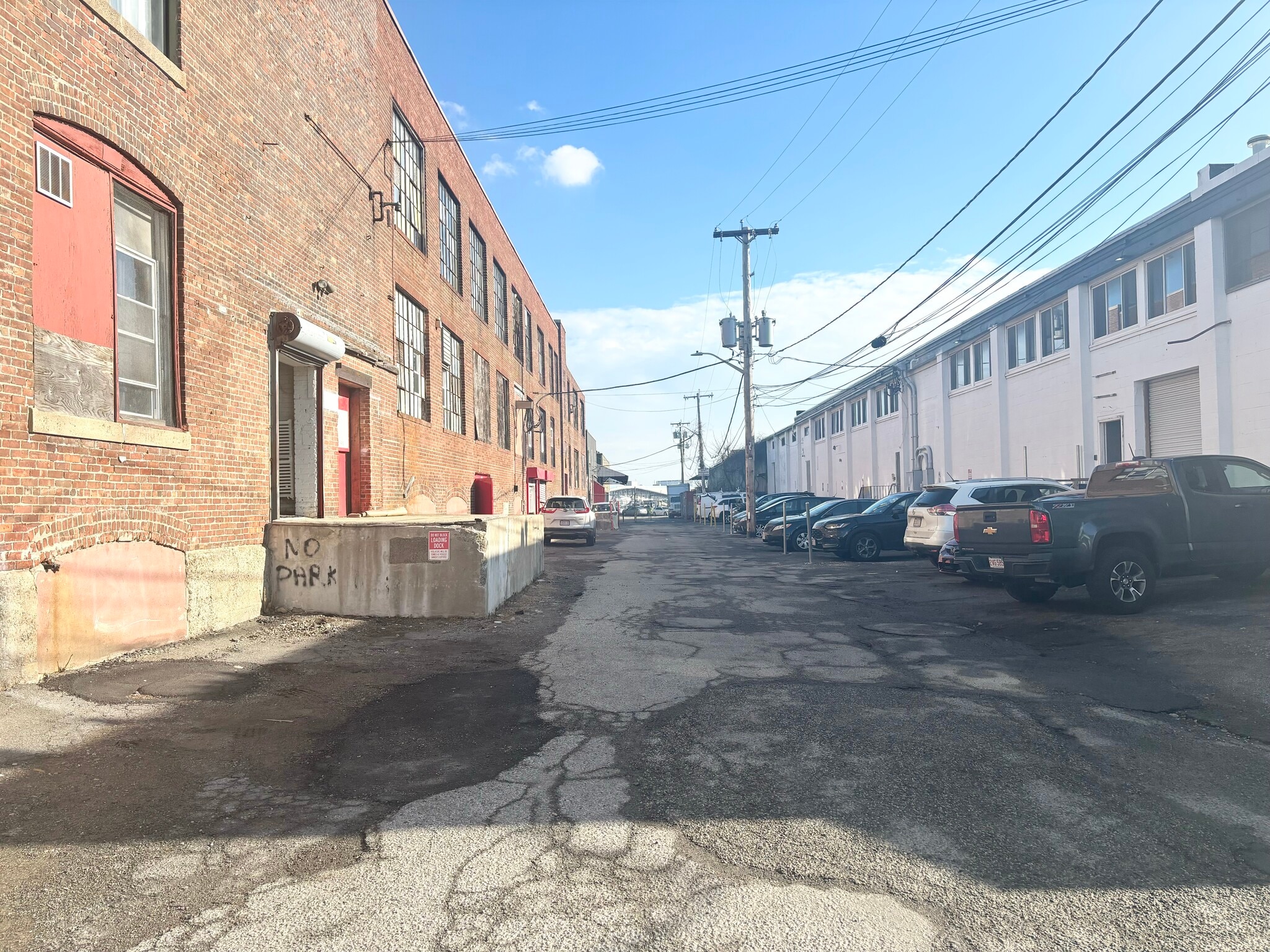 165-167 Bow St, Everett, MA à louer Photo intérieure– Image 1 sur 10