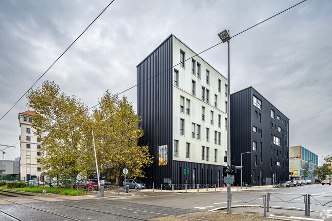 Plus de détails pour 26 Rue Emile Decorps, Villeurbanne - Bureau à louer