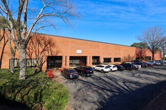 Plus de détails pour 3410 Oak Lake Blvd, Charlotte, NC - Industriel/Logistique à louer