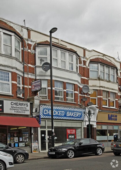 739 Green Lanes, Londres à louer - Photo de l’immeuble – Image 3 sur 4