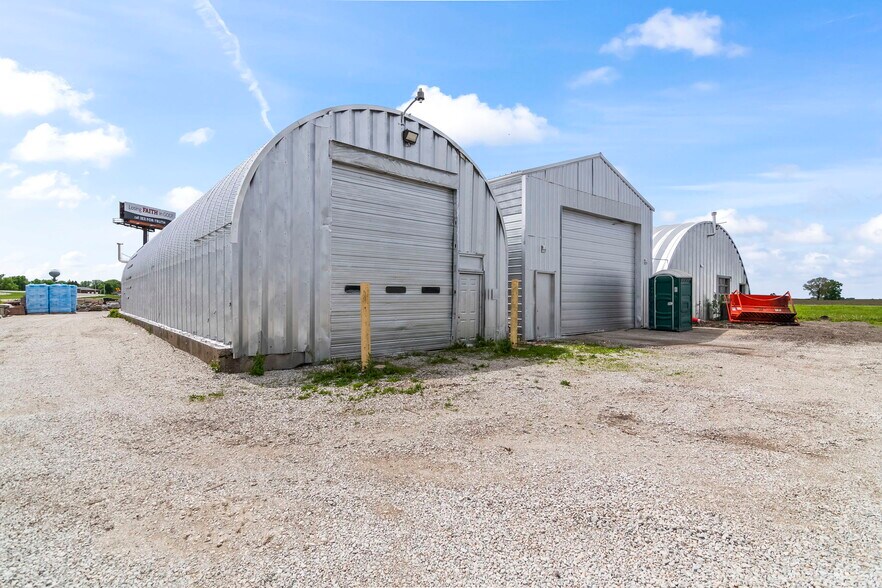 31000 W Frontage Rd, Farmersville, IL à vendre - Photo de l’immeuble – Image 1 sur 22