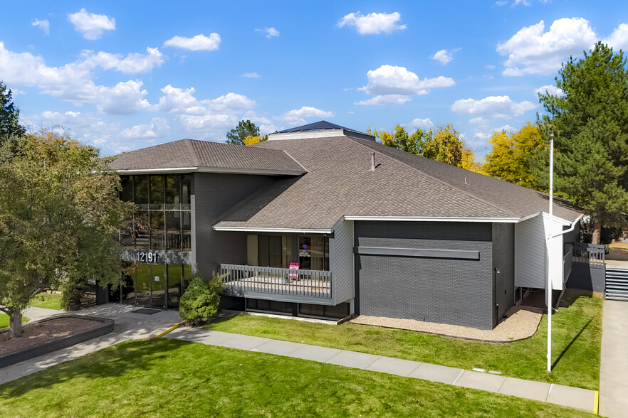 12191 W 64th Ave, Arvada, CO à louer - Photo de l’immeuble – Image 1 sur 16