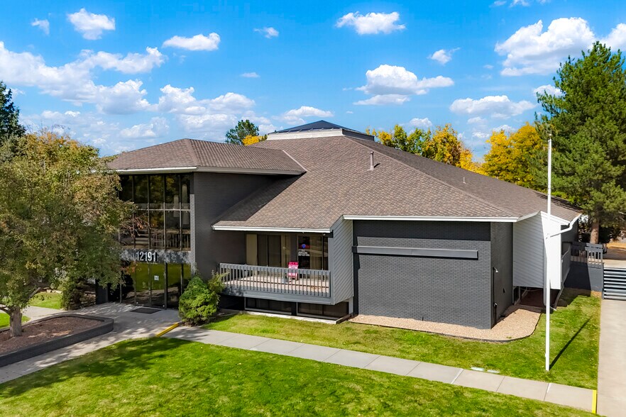 12191 W 64th Ave, Arvada, CO à louer - Photo de l’immeuble – Image 2 sur 16