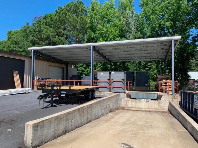 6415 W Hamilton Park Dr, Columbus, GA à louer - Photo de l’immeuble – Image 3 sur 5