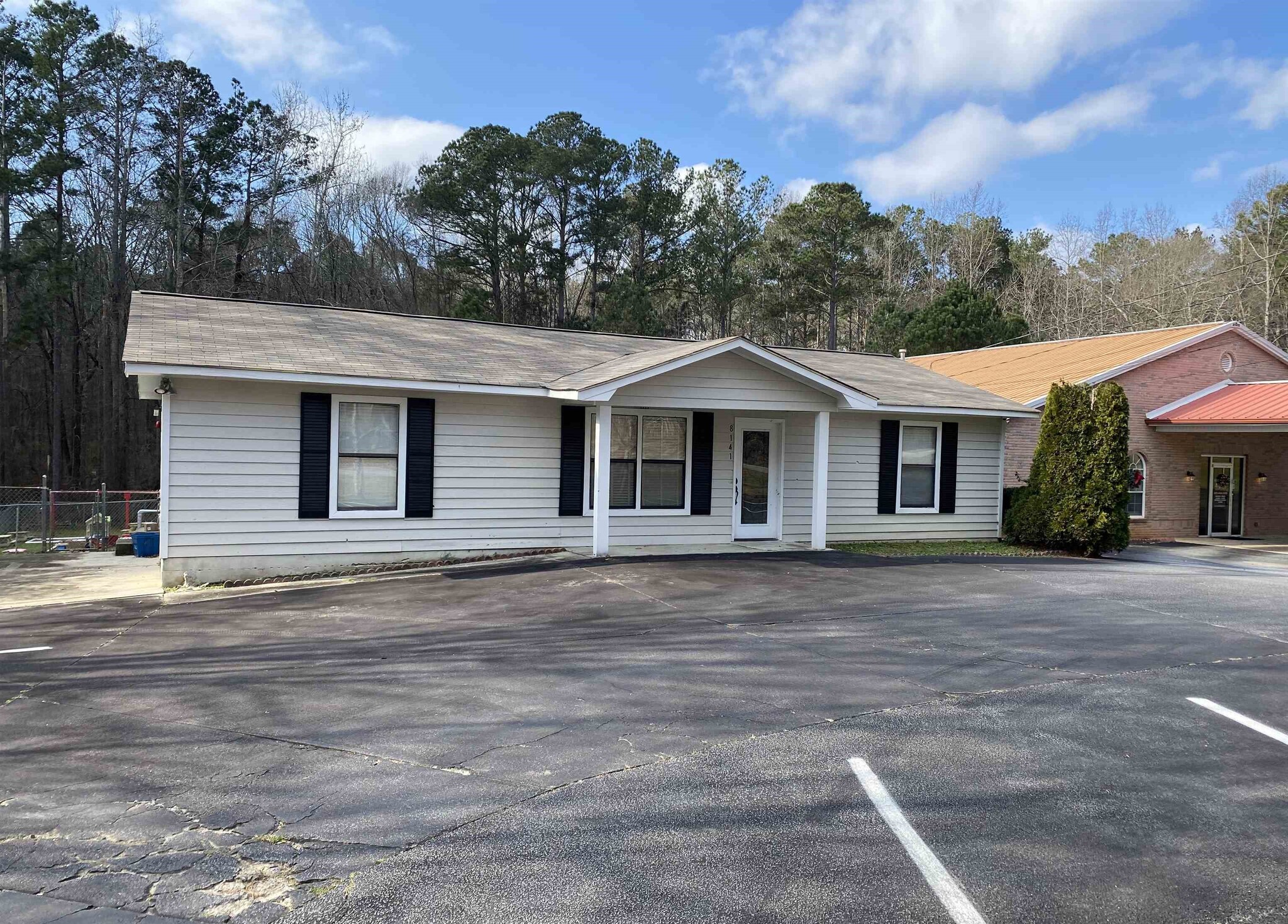 8141 Hazelbrand Rd NE, Covington, GA à louer Photo de l’immeuble– Image 1 sur 9