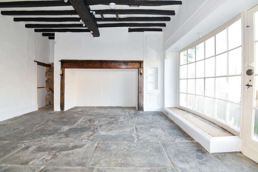 High St, Broadway à vendre - Photo intérieure – Image 2 sur 8