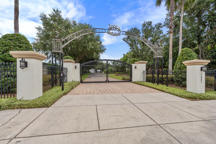 11901 Fort King Hwy, Thonotosassa, FL à vendre - Photo de l’immeuble – Image 3 sur 51