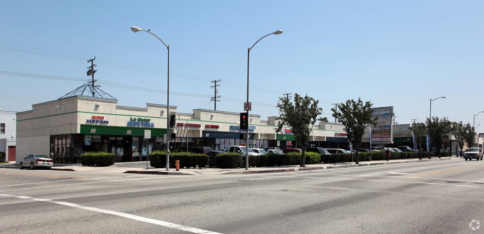 2701-2743 E Slauson Ave, Huntington Park, CA à louer - Photo de l’immeuble – Image 2 sur 4
