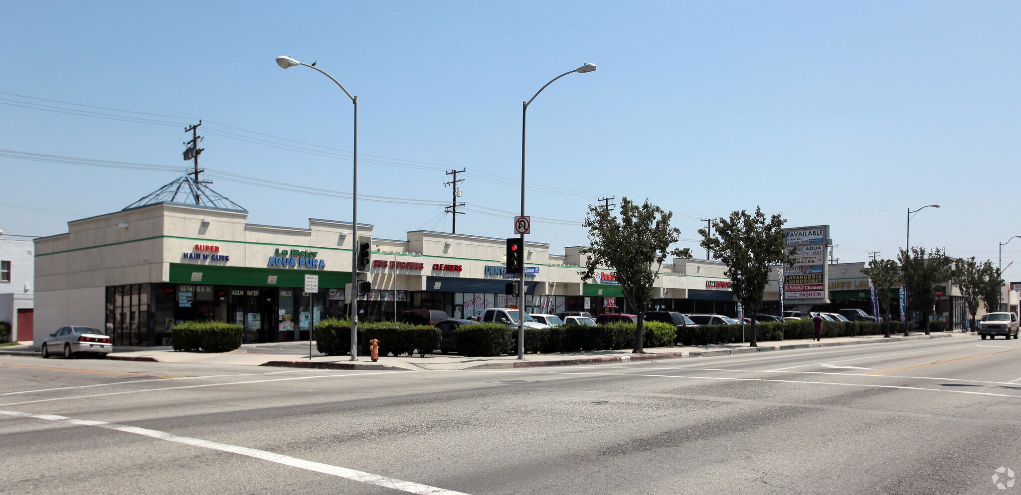 2701-2743 E Slauson Ave, Huntington Park, CA à louer Photo principale– Image 1 sur 5