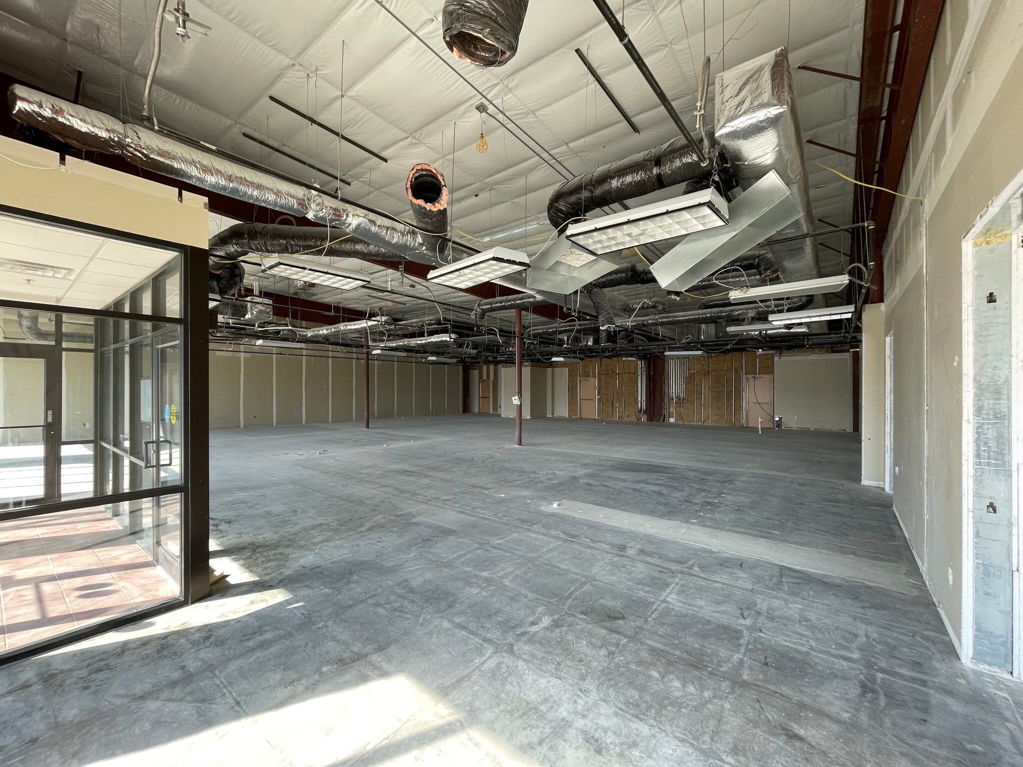 911 29th St SE, Watertown, SD à louer Photo de l’immeuble– Image 1 sur 11