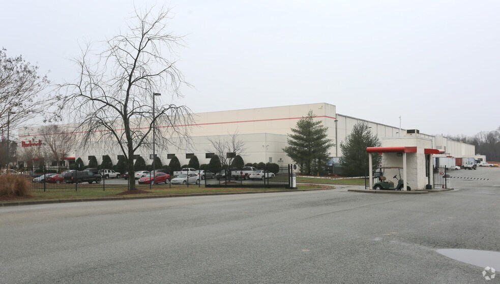 1017 Corporate Park Dr, Mebane, NC à louer - Photo de l’immeuble – Image 3 sur 11