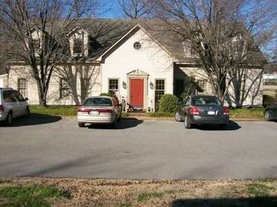 185 Center St, Collierville, TN à louer - Photo principale – Image 1 sur 8