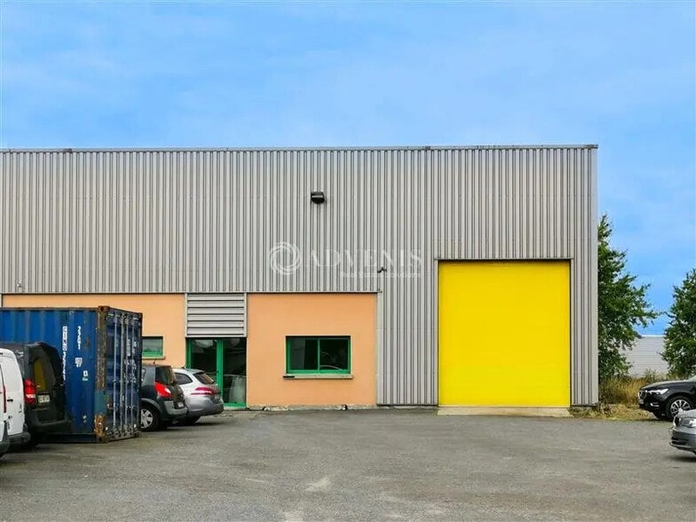 Local d’activités dans Breteil à louer - Photo de l’immeuble – Image 1 sur 6