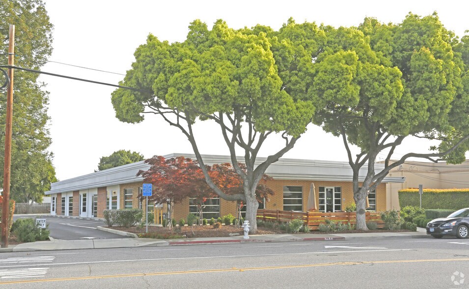 150-160 E Dana St, Mountain View, CA à vendre - Photo de l’immeuble – Image 2 sur 25