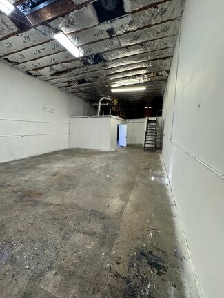 Plus de détails pour 16154-16160 Wyandotte St, Van Nuys, CA - Industriel/Logistique à louer