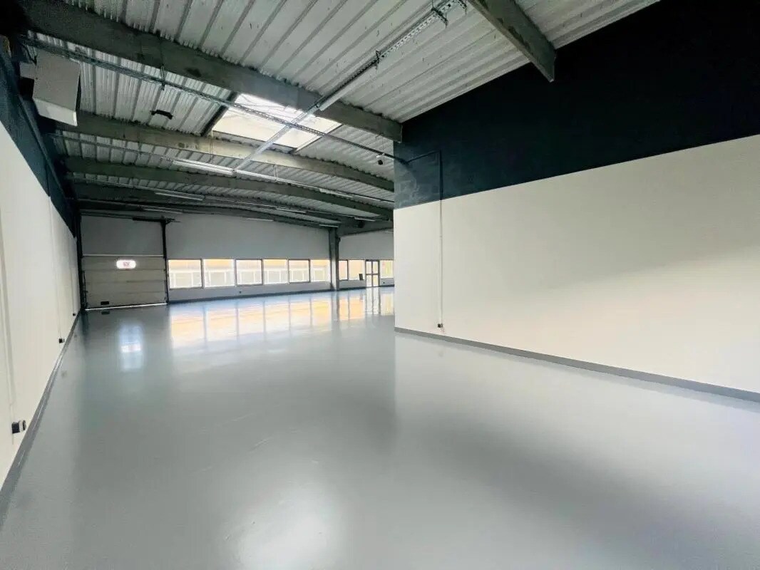 Bureau dans Trappes à louer Photo intérieure– Image 1 sur 11