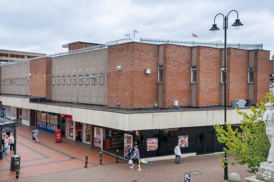 4-16 Market Hall St, Cannock à vendre - Photo principale – Image 1 sur 1