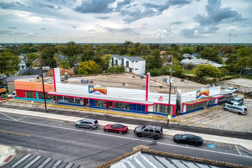 617-623 Fredericksburg Rd, San Antonio, TX à louer - Photo de l’immeuble – Image 2 sur 13