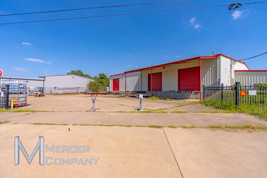 4939-4959 Rendon Rd, Fort Worth, TX à vendre - Photo de l’immeuble – Image 3 sur 19