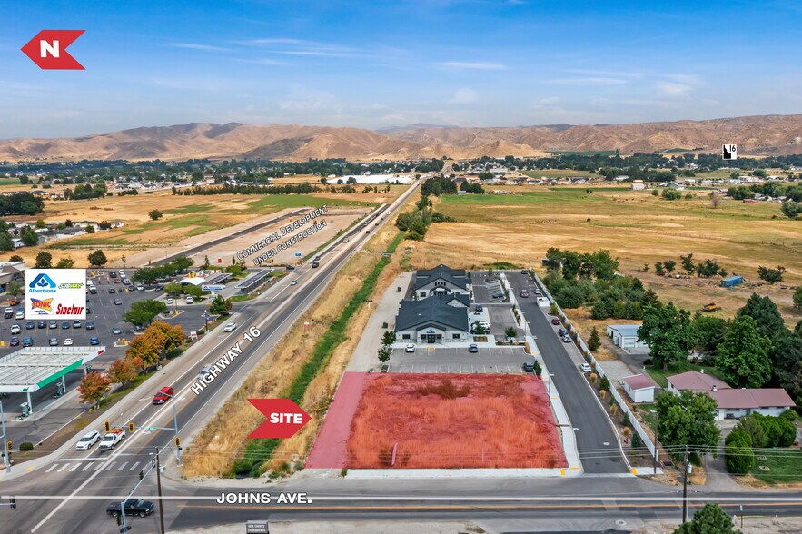 2010 S Johns Ave, Emmett, ID à louer - Photo de l’immeuble – Image 3 sur 9