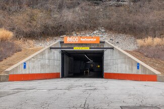 Plus de détails pour 8600 NE Underground Dr, Kansas City, MO - Industriel/Logistique à louer