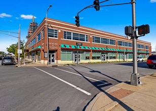 1219 W Jefferson St, Louisville, KY à louer Photo de l’immeuble– Image 2 sur 23