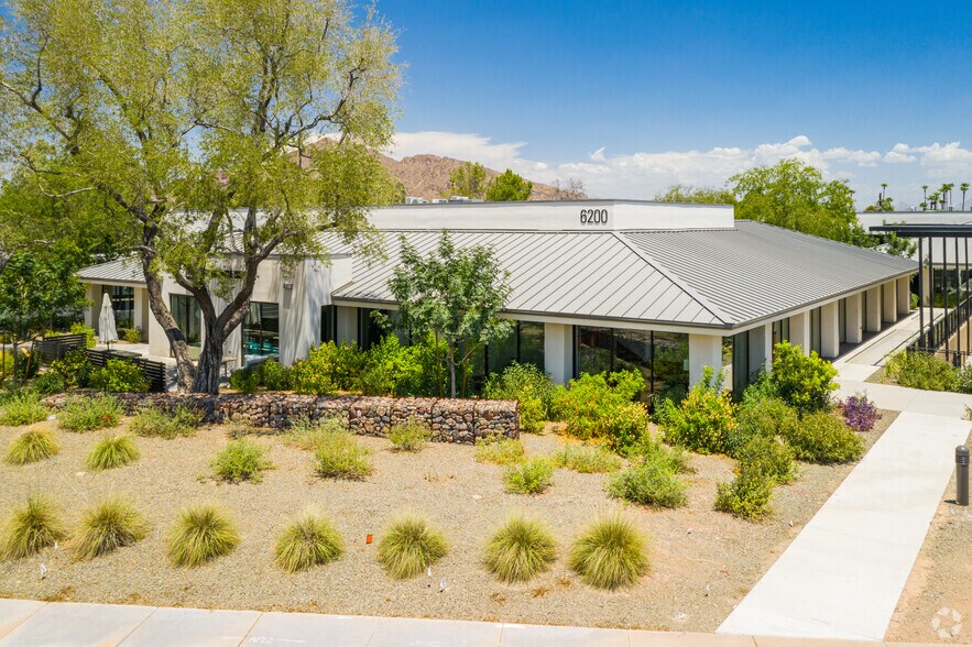 6200 E Thomas Rd, Scottsdale, AZ à louer - Photo de l’immeuble – Image 1 sur 11