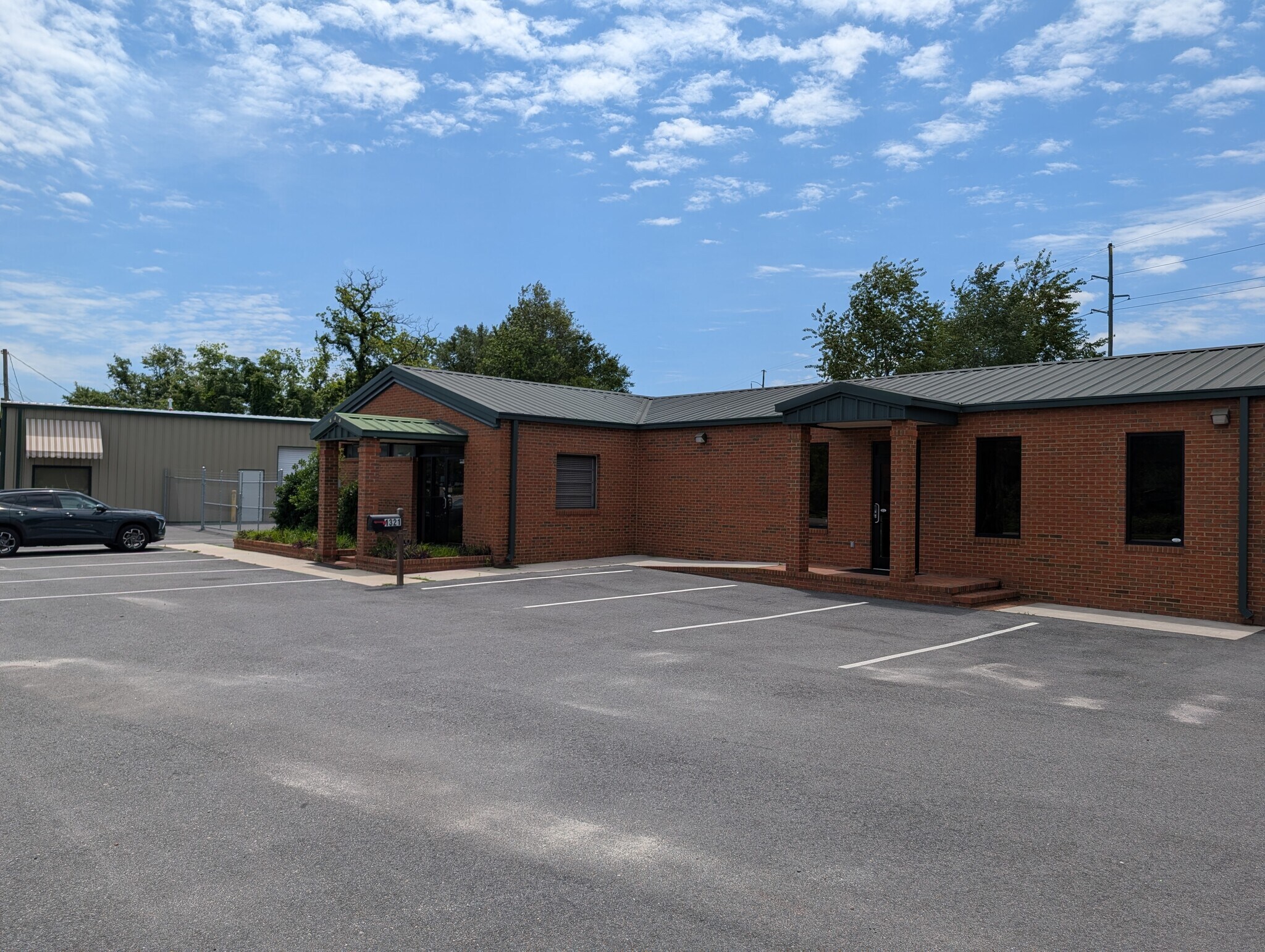 1321 W Hill Ave, Valdosta, GA à vendre Photo de l’immeuble– Image 1 sur 25