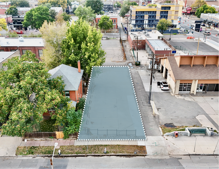 1457 N Corona St, Denver, CO à vendre - Photo de l’immeuble – Image 1 sur 6