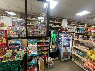 Plus de détails pour 1182 Uxbridge Rd, Hayes - Local commercial à vendre