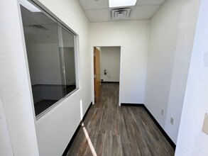 3135 Drane Field Rd, Lakeland, FL à louer Photo intérieure– Image 2 sur 15