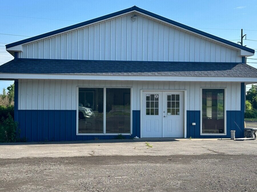 3857 State Route 104, Williamson, NY à vendre Photo de l’immeuble– Image 1 sur 21