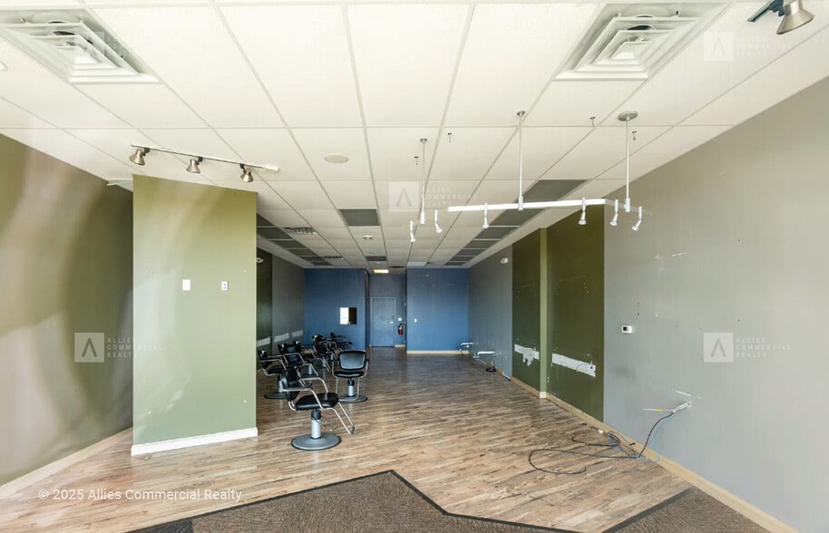 1200-1252 N Nappanee St, Elkhart, IN à louer - Photo de l’immeuble – Image 3 sur 19