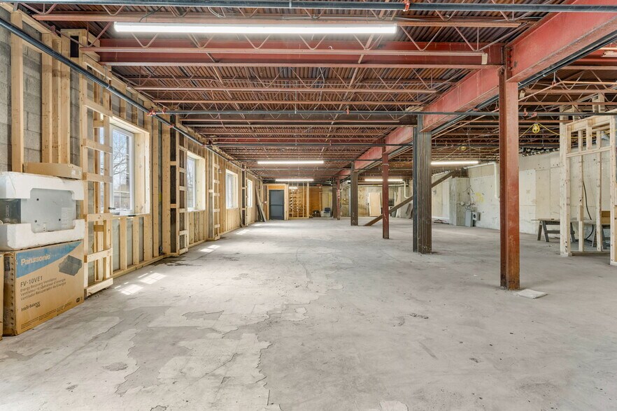 385 Pleasant St, Watertown, MA à louer - Photo intérieure – Image 3 sur 8