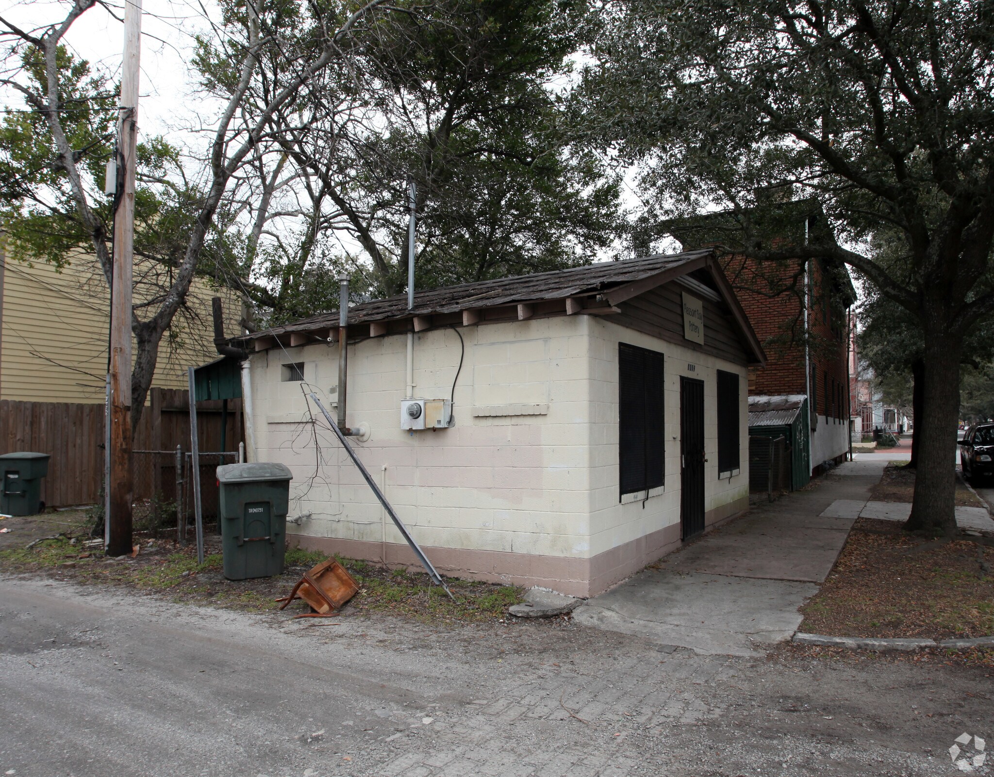 1209 Barnard St, Savannah, GA à louer Photo principale– Image 1 sur 15