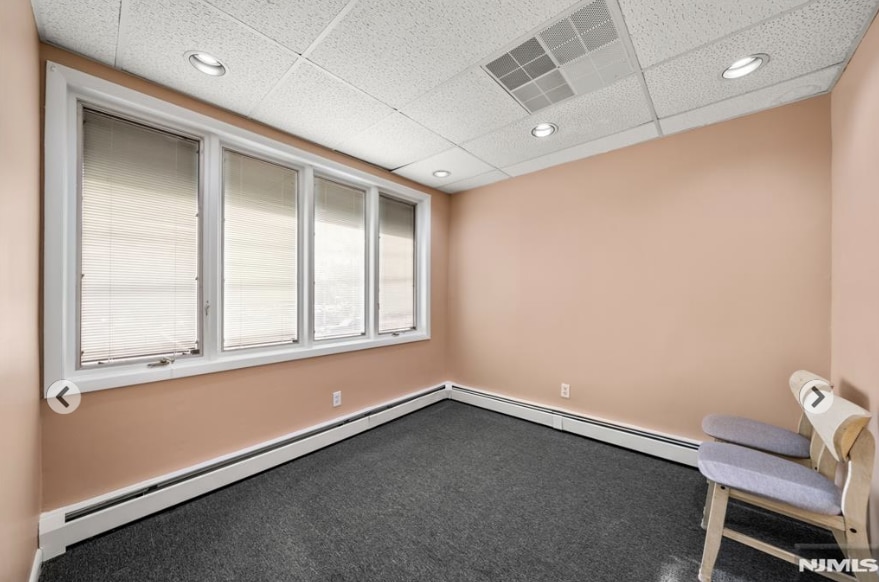 22-05 Maple Ave, Fair Lawn, NJ à vendre - Photo intérieure – Image 3 sur 20