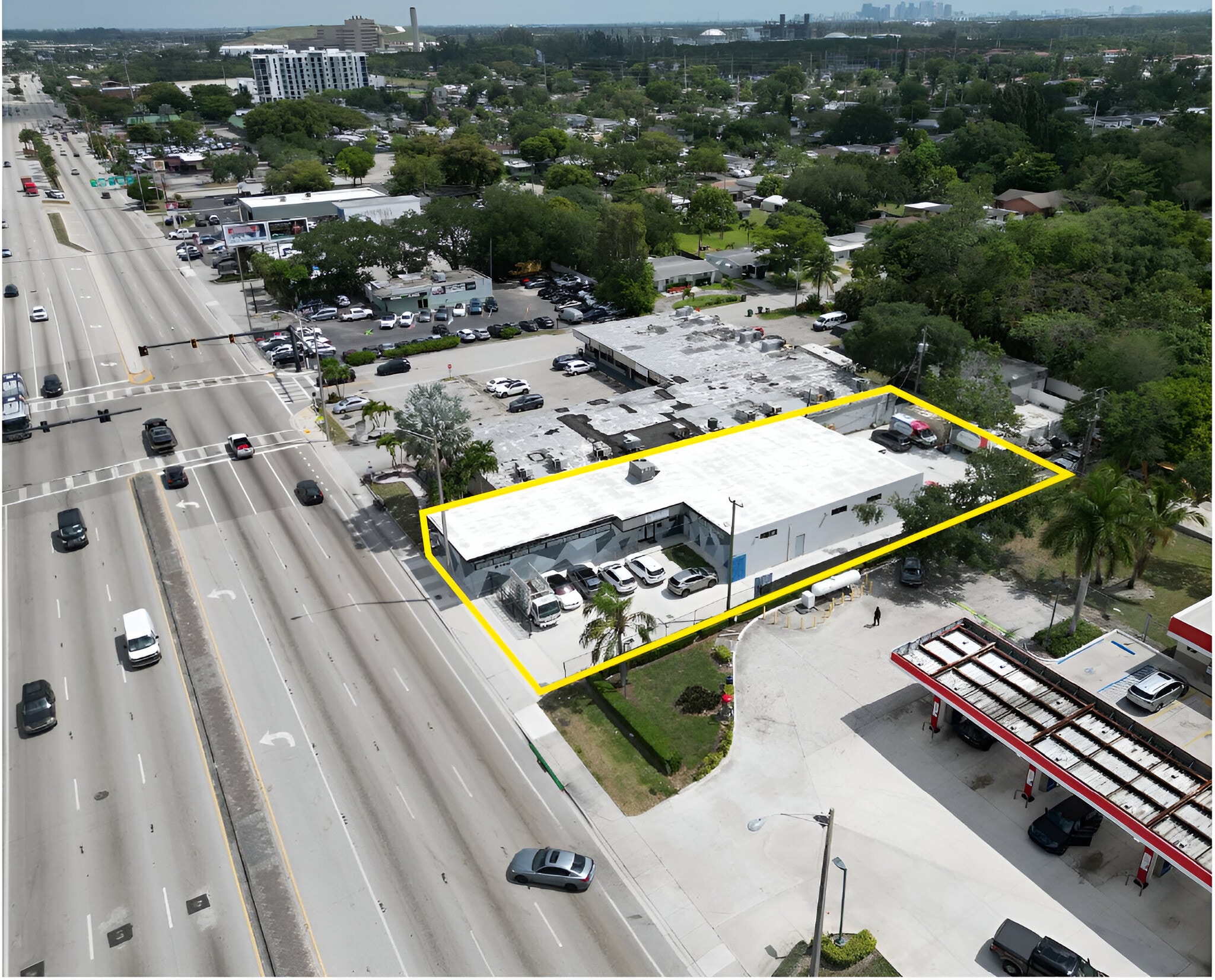 5140 S State Road 7, Fort Lauderdale, FL à louer Photo de l’immeuble– Image 1 sur 17
