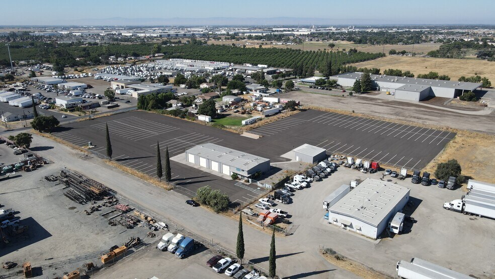 2973 Loomis Rd, Stockton, CA à louer - Photo de l’immeuble – Image 2 sur 13