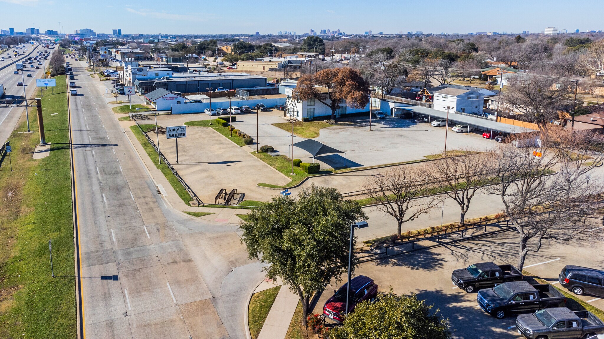600 S Central Expy, Richardson, TX à vendre Photo principale– Image 1 sur 38
