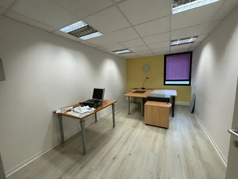 Bureau dans Lorient à louer - Photo intérieure – Image 2 sur 7