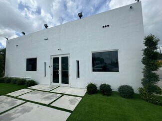 Plus de détails pour 5126 NW 7th Ave, Miami, FL - Local commercial à louer