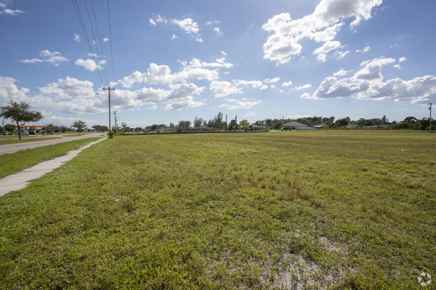 1808 Skyline Blvd, Cape Coral, FL à vendre - Aérien – Image 2 sur 8