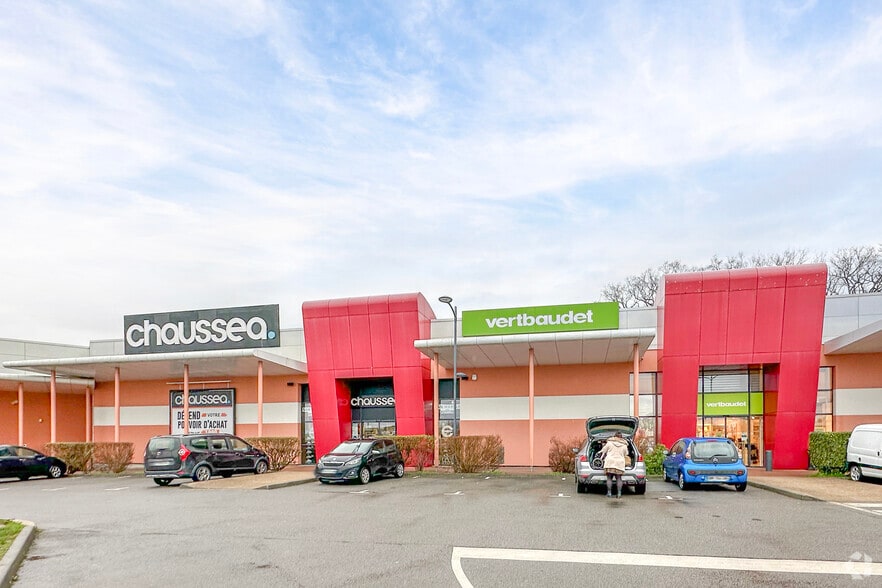 699 Route De Clisson, Basse-Goulaine à vendre - Photo de l’immeuble – Image 2 sur 11