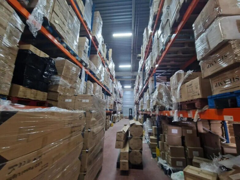 Industriel/Logistique dans Gennevilliers à louer - Photo de l’immeuble – Image 2 sur 8