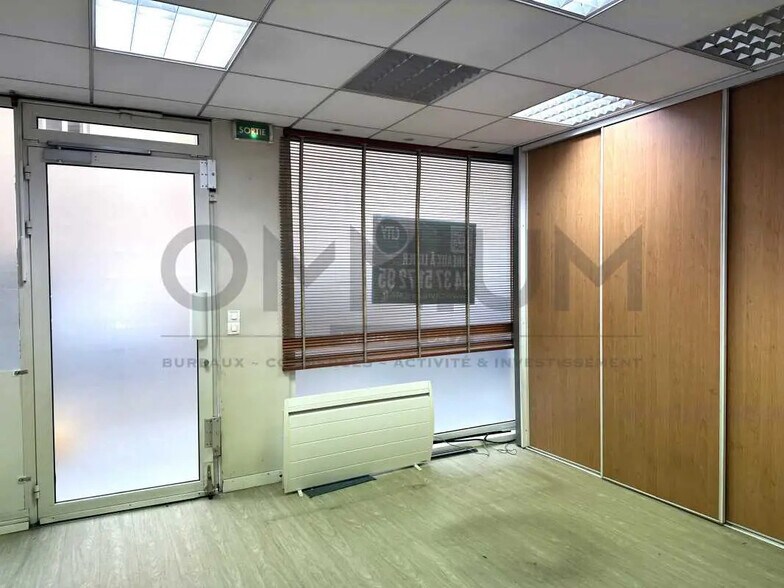 Bureau dans Lyon à louer - Photo de l’immeuble – Image 2 sur 7