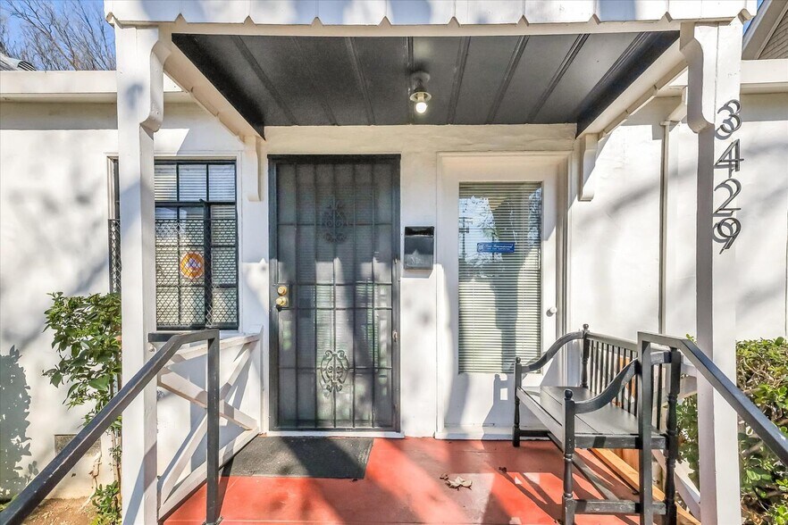 3429 4th Ave, Sacramento, CA à vendre - Photo de l’immeuble – Image 2 sur 5