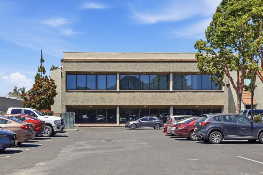 218-222 W Carmen Ln, Santa Maria, CA à vendre - Photo de l’immeuble – Image 2 sur 16